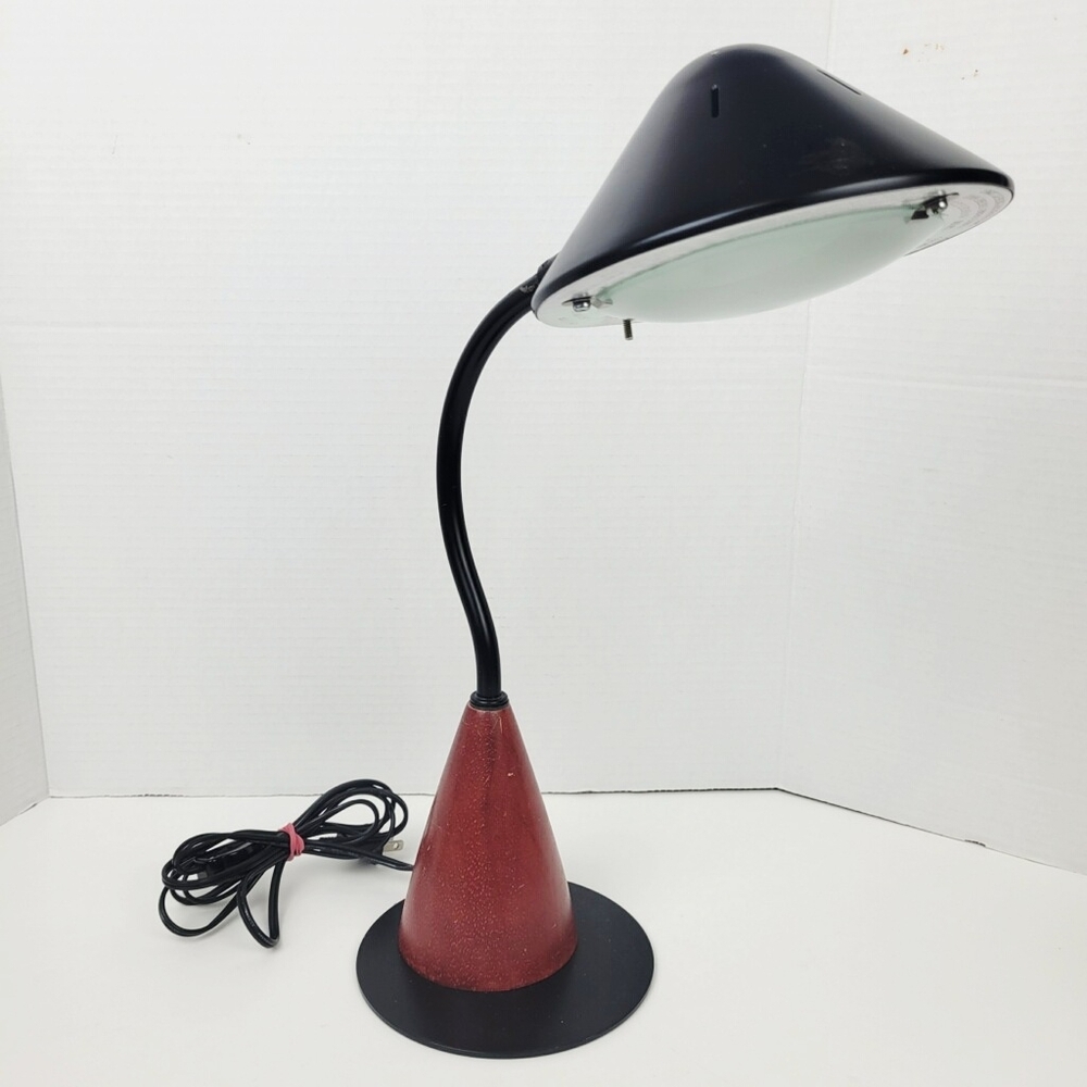 Vtg 80s~American Lighting~Post Modern Memphis Style~UFO~Portable Table Desk Lamp